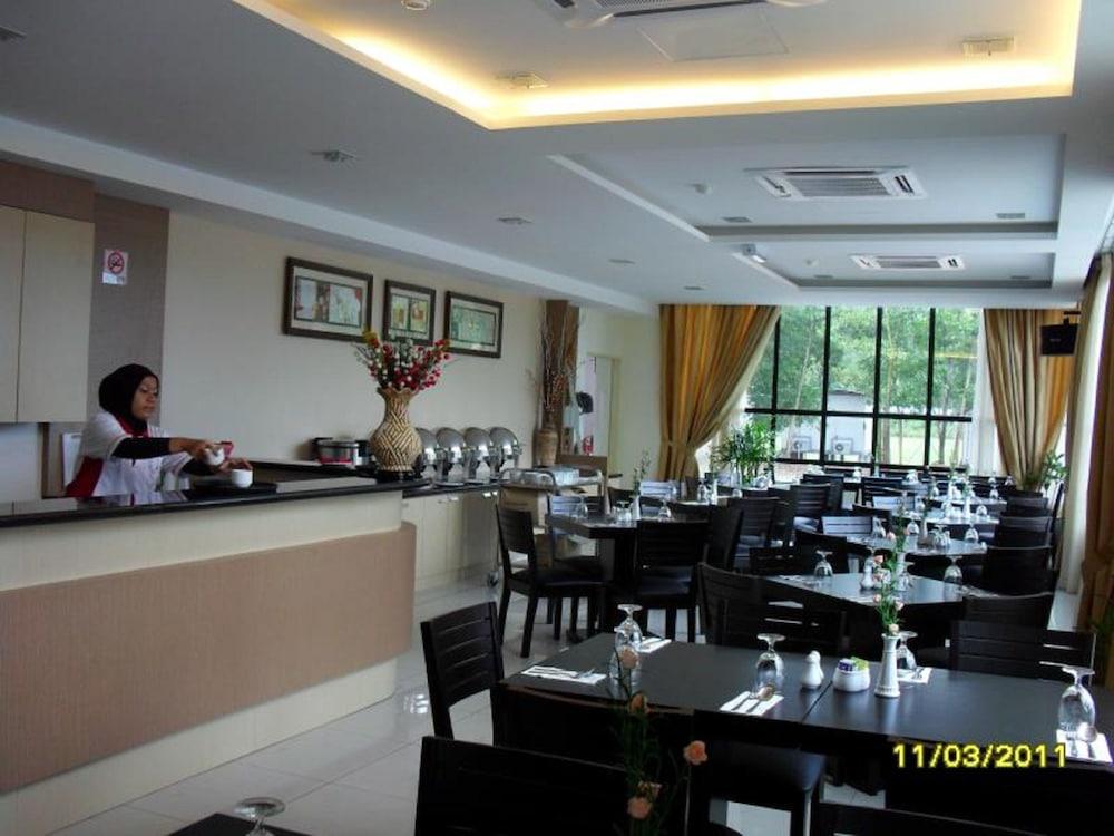 Sutera Hotel Seremban Exterior photo