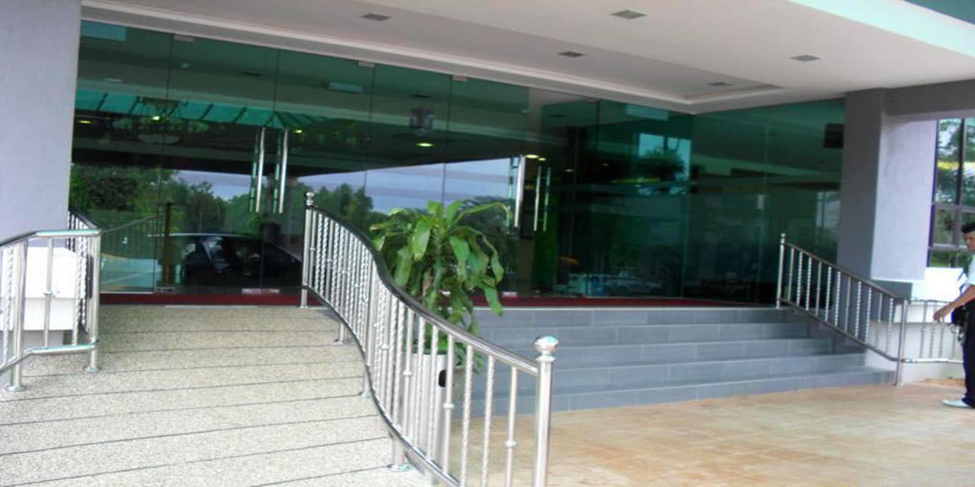 Sutera Hotel Seremban Exterior photo